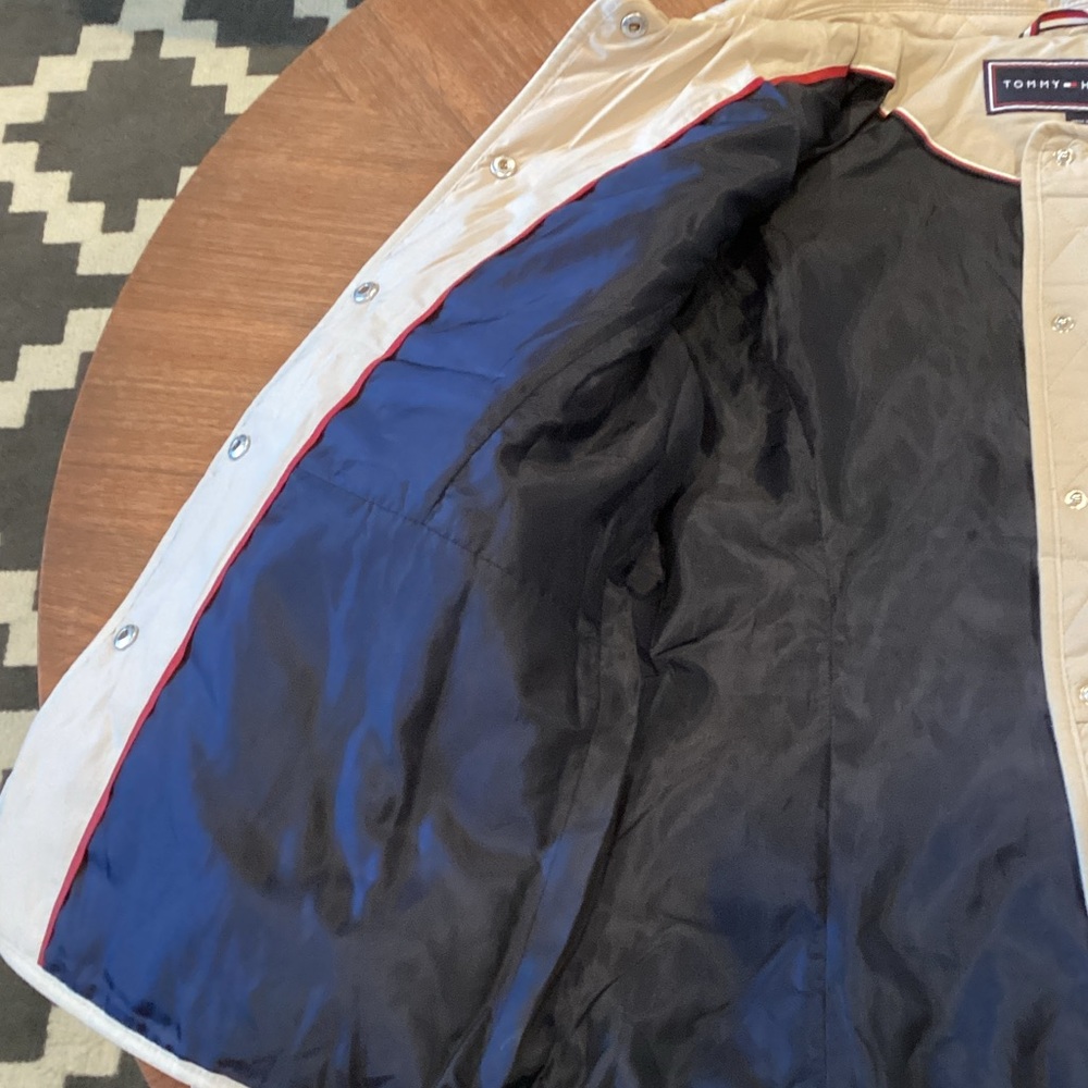 Tommy Hilfiger Women's Off-White Quilted Barn Jacket EUC - Picture 4 of 6